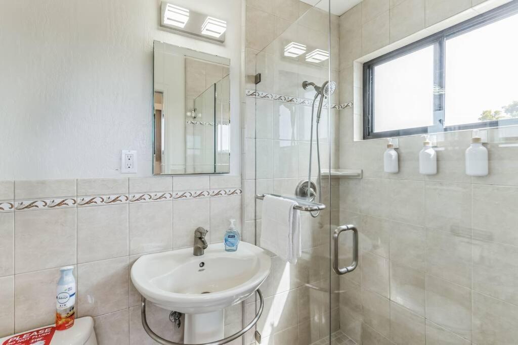 Modern Lux , 4Br 3Ba, 30 Or More Days Only Саут-Сан-Франциско Екстер'єр фото
